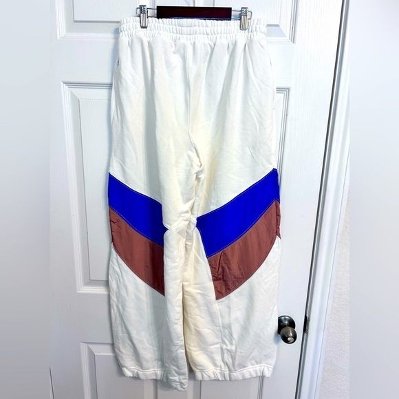 NWOT Free People Movement, Hot Track Pants, in Ivory Combo - Picture 5 of 12